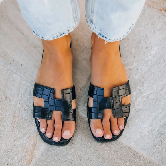 CCOCCI Black Woven Sandals - Picture 8 of 11